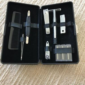 Men’s grooming kit